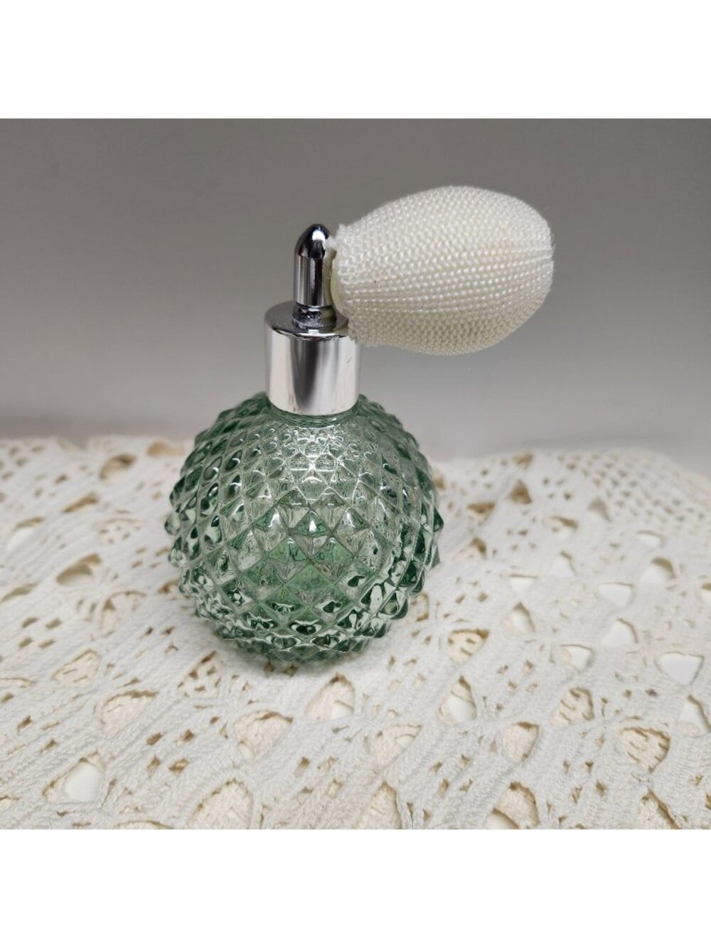 Green Glass Diamond Cut Perfume Bottle w/ Atomizer Unused